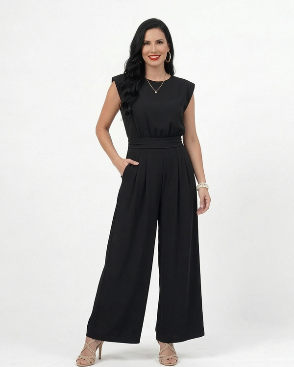 Enterizo negro con hombrera y manga corta estructurada, cintura elástica fruncida y pierna ancha con pinzas, perfecto para eventos y salidas nocturnas