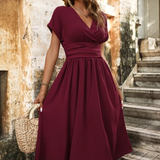 Vestidos mujer,  Vestidos largos elegantes,  Vestidos formales,  Vestidos elegantes,  vestidos,  vestido largo,  Vestido elegante,  Vestido,  Ropa de moda,  Outfit mujer,  Vestido formal,  Vestido Rojo,  Vestido vino tinto,