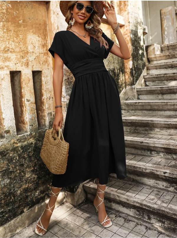 Vestidos mujer,  Vestidos largos elegantes,  Vestidos formales,  Vestidos elegantes,  vestidos,  vestido largo,  Vestido elegante,  Vestido,  Ropa de moda,  Outfit mujer,  Vestido formal,  Vestido Negro,
