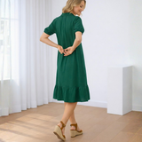 Vestidos mujer, atributo, atributo.co, Vestidos elegantes, Vestidos corto, Vestidos casuales, vestidos, Vestido corto, Vestido, Ropa de moda, Outfit mujer, vestido, vestido corto verde, vestido verde