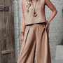 Ropa de moda, Outfit mujer, conjuntos frescos,  conjuntos de pantalón, conjuntos comodos, conjuntos casuales,  conjuntos,  conjunto mujer,  Conjunto de pantalón y blusa, conjunto corto,  conjunto con pantalón largo,  conjuntos  de pantalon caqui,