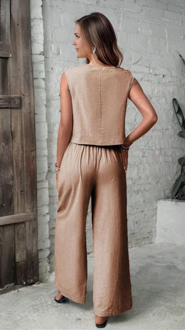 Ropa de moda, Outfit mujer, conjuntos frescos,  conjuntos de pantalón, conjuntos comodos, conjuntos casuales,  conjuntos,  conjunto mujer,  Conjunto de pantalón y blusa, conjunto corto,  conjunto con pantalón largo,  conjuntos  de pantalon caqui,