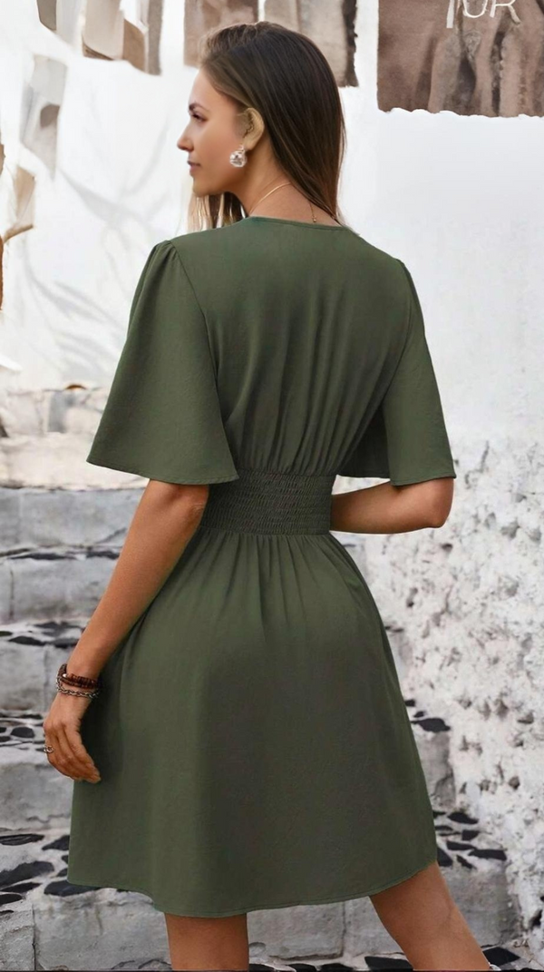 Vestidos mujer,  Vestidos elegantes,  Vestidos cortos,  Vestidos casuales,  vestidos,  Vestido corto,  Vestido,  Ropa de moda,  Outfit mujer, 
