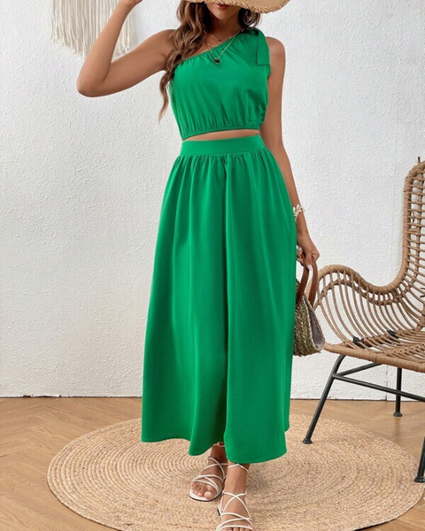Ropa de moda,  Outfit mujer,  conjuntos frescos,  conjuntos cortos,  conjuntos comodos,  conjuntos casuales,  Conjuntos,  Conjunto Mujer,  Conjunto de falda y blusa,  Conjunto Corto,  conjunto con falda,  Conjunto con falda y blusa verde,  Conjunto verde,