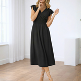 Vestidos mujer,  Vestidos largos elegantes,  Vestidos formales,  Vestidos elegantes,  vestidos,  vestido largo,  Vestido formal,  Vestido elegante,  Vestido,  Ropa de moda,  Outfit mujer,  Vestidos de moda,  Lanzamiento,  Vestido negro,  Vestidos negro,