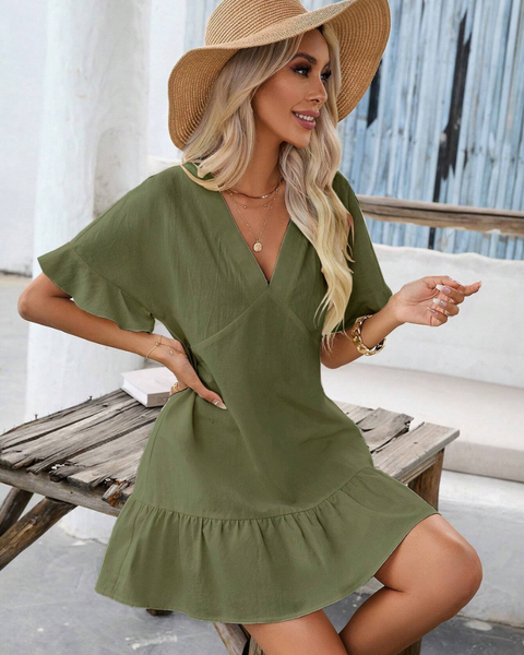 Vestidos mujer,  Vestidos elegantes,  Vestidos cortos,  Vestidos casuales,  vestidos,  Vestido corto,  Vestido,  Ropa de moda,  Outfit mujer,  Vestido Verde Oliva,