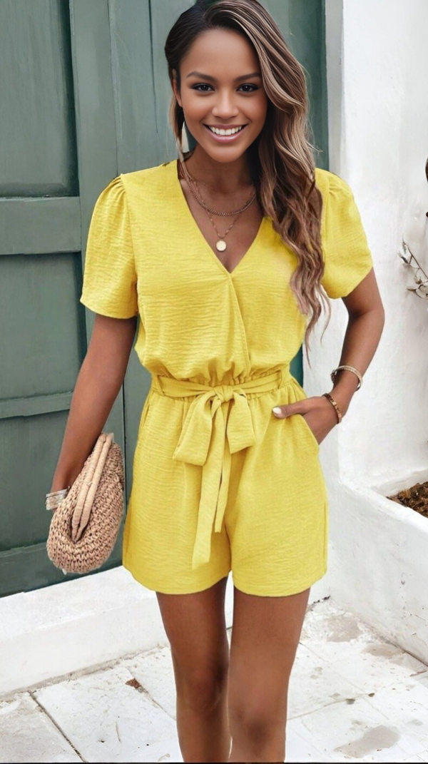 Ropa de moda,  Outfit mujer,  Enterizos Largos, Enterizos frescos, Enterizos elegantes, Enterizos cómodos, Enterizos casuales, Enterizos bonitos, Enterizos, Enterizo mujer, enterizos cortos, enterizos amarillos,