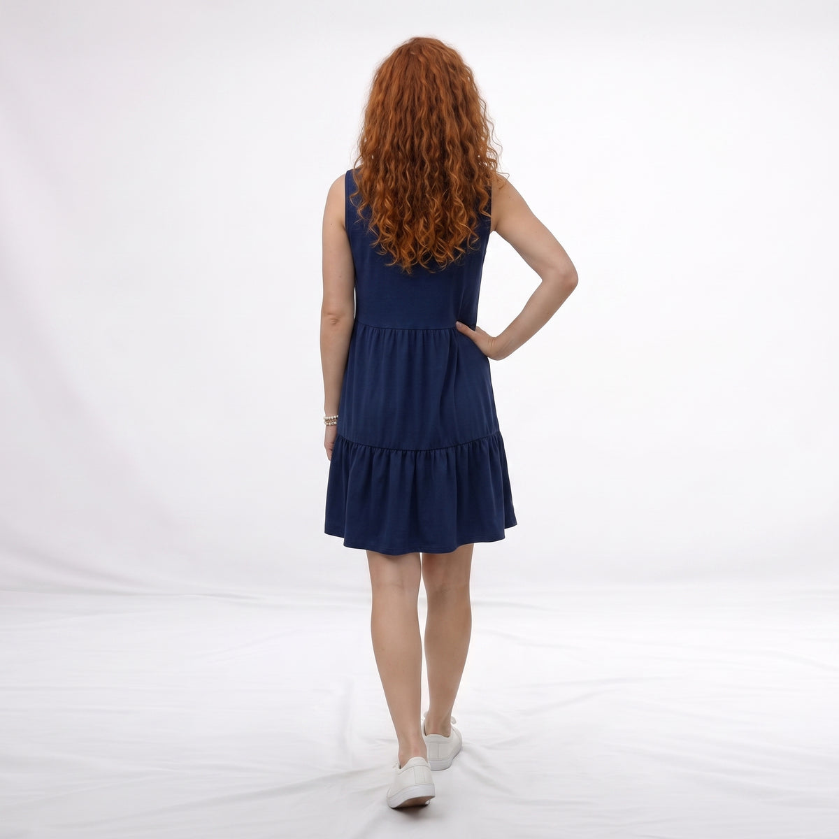 Vestidos mujer, atributo, atributo.co, Vestidos elegantes, Vestidos corto, Vestidos casuales, vestidos, Vestido corto, Vestido, Ropa de moda, Outfit mujer, vestido azul, vestido corto azul