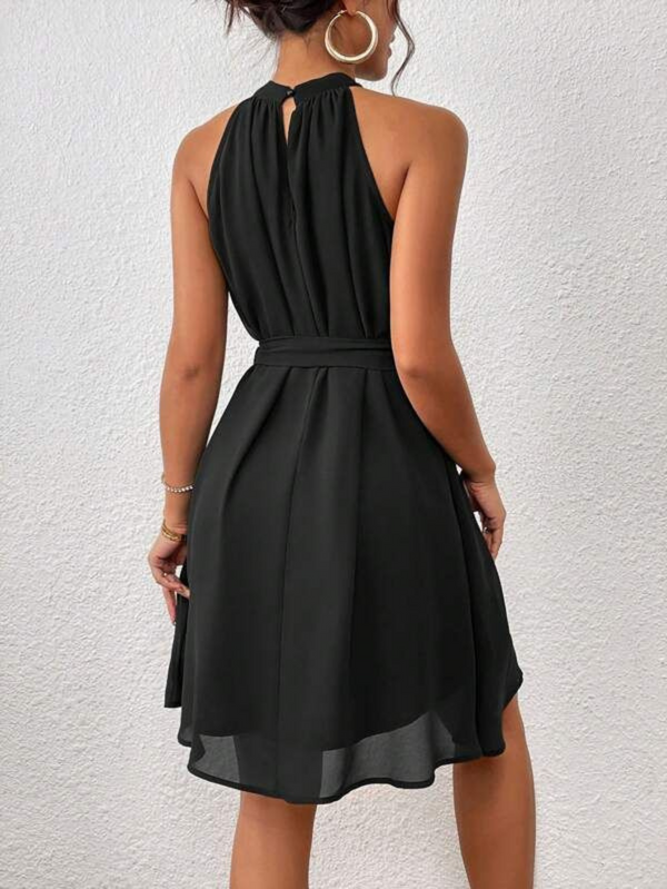Vestidos mujer, atributo, atributo.co, Vestidos elegantes, Vestidos corto, Vestidos casuales, vestidos, Vestido corto, Vestido, Ropa de moda, Outfit mujer, vestido negro, vestido corto negro