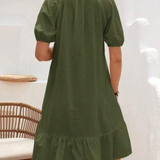 Vestidos mujer, atributo, atributo.co, Vestidos elegantes, Vestidos corto, Vestidos casuales, vestidos, Vestido corto, Vestido, Ropa de moda, Outfit mujer, vestido, vestido corto verde, vestido verde