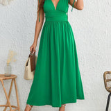 Vestidos mujer, atributo, atributo.co, Vestidos elegantes, Vestidos largo, Vestidos casuales, vestidos, Vestido largo, Vestido, Ropa de moda, Outfit mujer, vestido largo verde, vestido verde