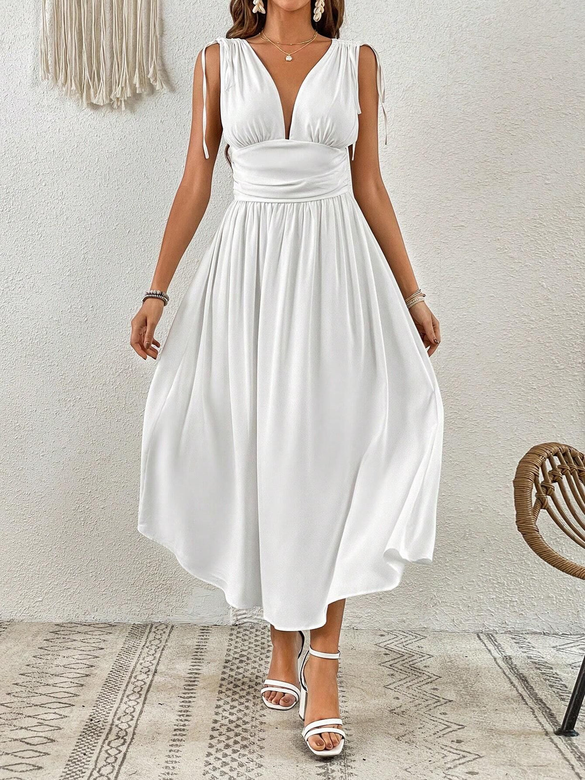 Vestidos mujer, atributo, atributo.co, Vestidos elegantes, Vestidos largo, Vestidos casuales, vestidos, Vestido largo, Vestido, Ropa de moda, Outfit mujer, vestido largo blanco, vestido blanco
