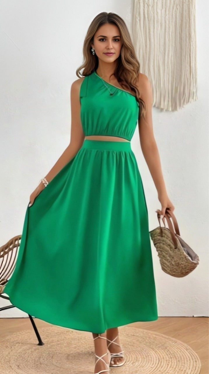 Ropa de moda,  Outfit mujer,  conjuntos frescos,  conjuntos cortos,  conjuntos comodos,  conjuntos casuales,  Conjuntos,  Conjunto Mujer,  Conjunto de falda y blusa,  Conjunto Corto,  conjunto con falda,  Conjunto con falda y blusa verde,  Conjunto verde,