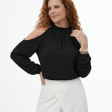 Blusa negra cold shoulder manga larga con cuello alto y hombros descubiertos, versátil para oficina y salidas nocturnas
