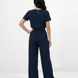 Conjunto azul marino crop top manga corta cuello redondo con cintura elástica y pantalón ancho con cordón, cómodo y chic para fiestas y salidas elegantes en Colombia