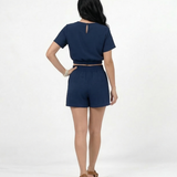 Conjunto azul marino crop top manga corta cuello redondo con cintura elástica y short cintura alta con bolsillos, fresco y casual para salidas de día en Colombia