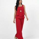 Conjunto rojo top sin mangas cuello cuadrado con doble capa y pantalón ancho pierna recta, llamativo y elegante para fiestas, matrimonios y eventos especiales en Colombia