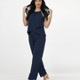 Conjunto azul marino top halter cuello redondo fruncido con doble capa fluida y pantalón ancho, elegante para matrimonios, fiestas y eventos especiales en Colombia