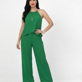Conjunto verde top halter cuello redondo fruncido con doble capa fluida y pantalón ancho, fresco y elegante para fiestas, grados y salidas especiales en Colombia