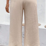 Pantalon largo, pantalón pierna ancha, pantalones comodos, pantalones frescos, pantalones casuales, pantalones crema, pantalones beige,